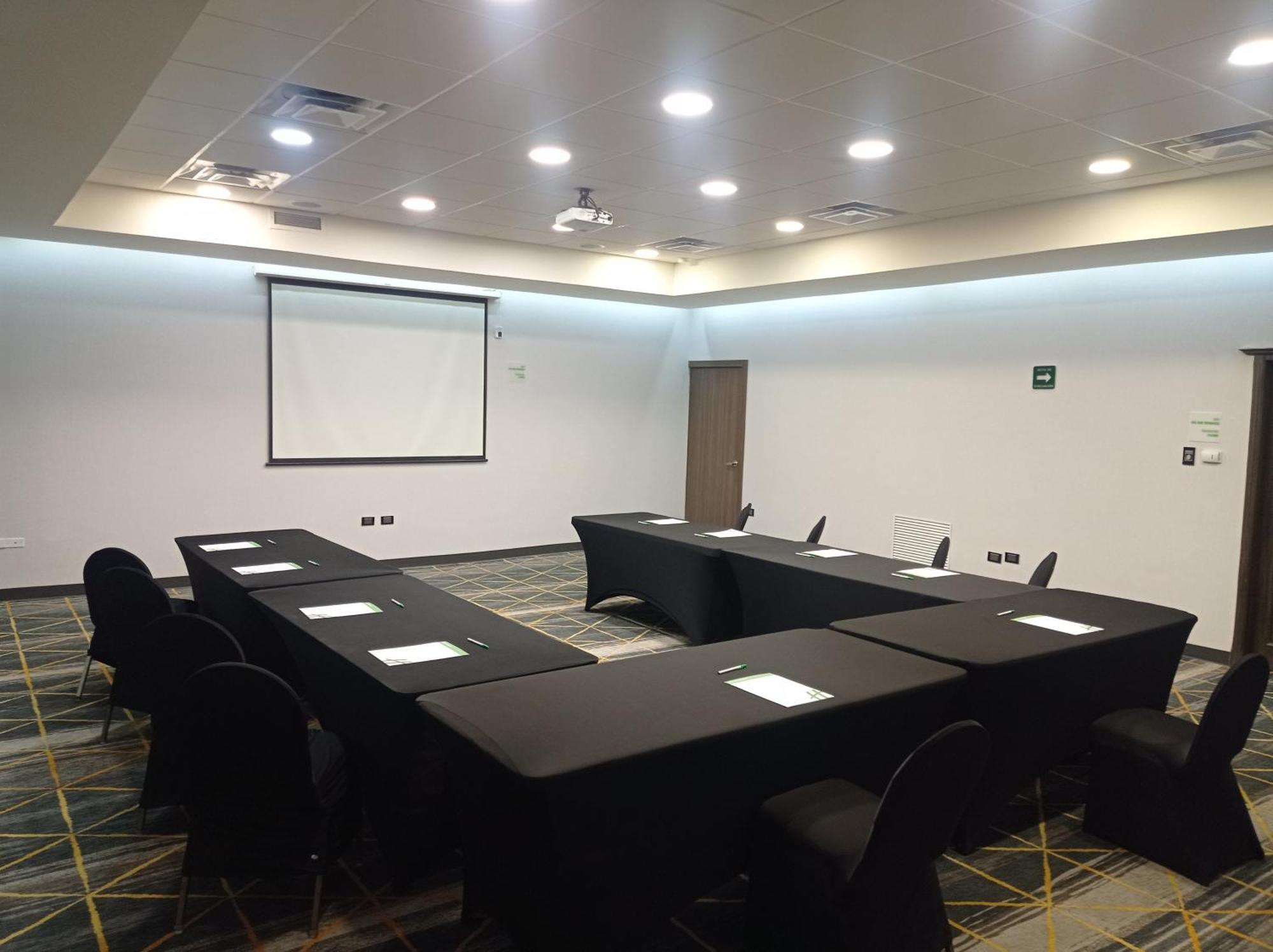Holiday Inn Hotel & Suites Chihuahua By Ihg Dış mekan fotoğraf