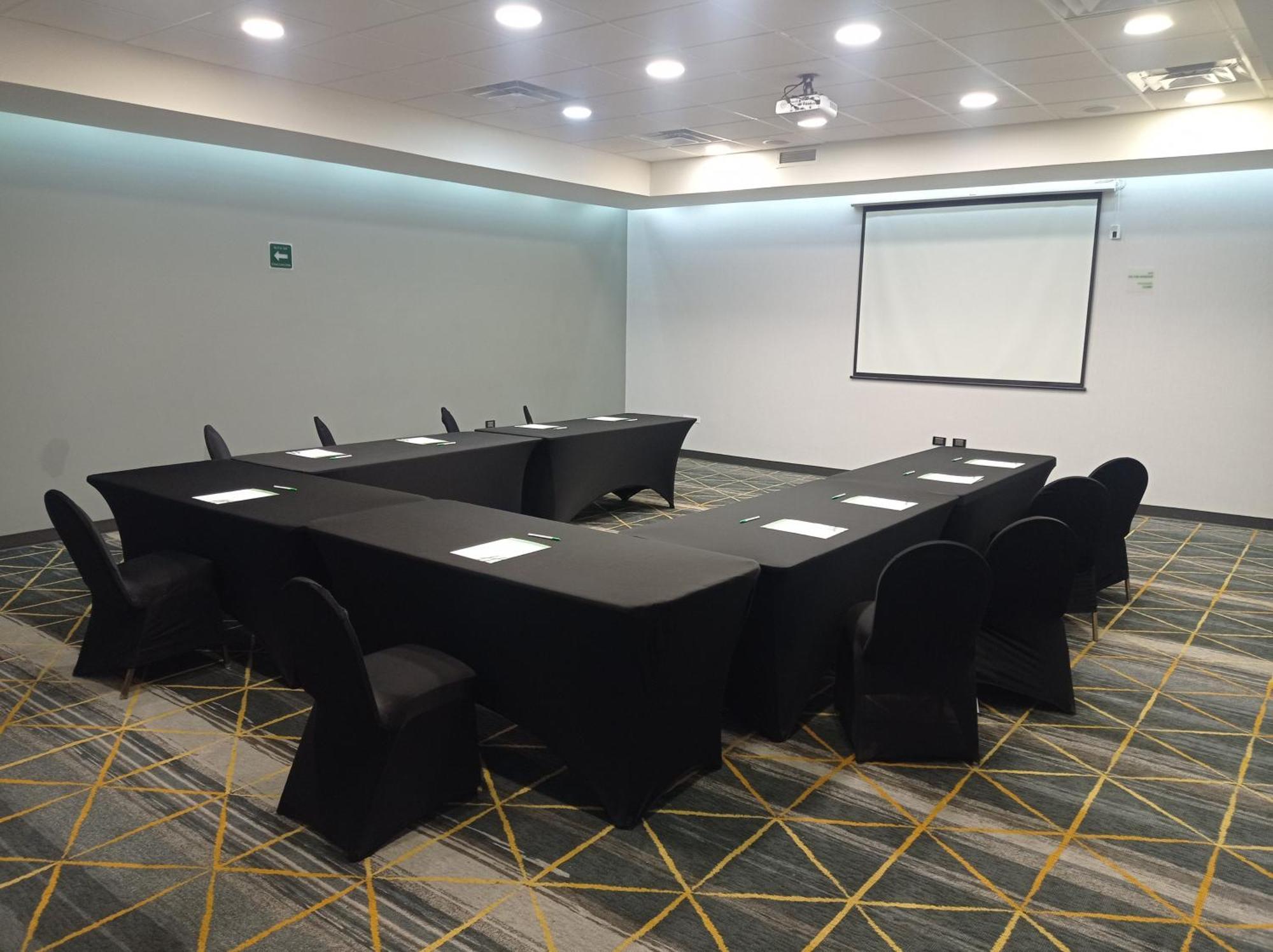 Holiday Inn Hotel & Suites Chihuahua By Ihg Dış mekan fotoğraf